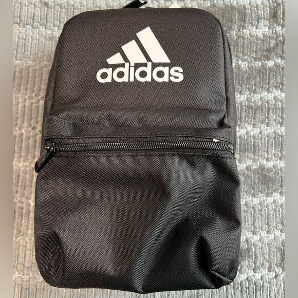Adidas Classic 3-Stripes 5 Backpack and Santiago 3 Lunch Bag Set - Picture 5 of 9
